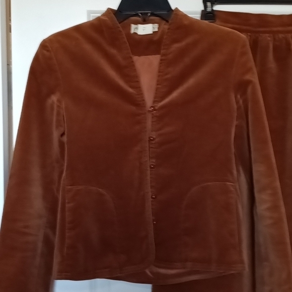 Suit by Prophecy EUC caramel brown velveteen VTG from 1970s skirt and blazer - Picture 2 of 16